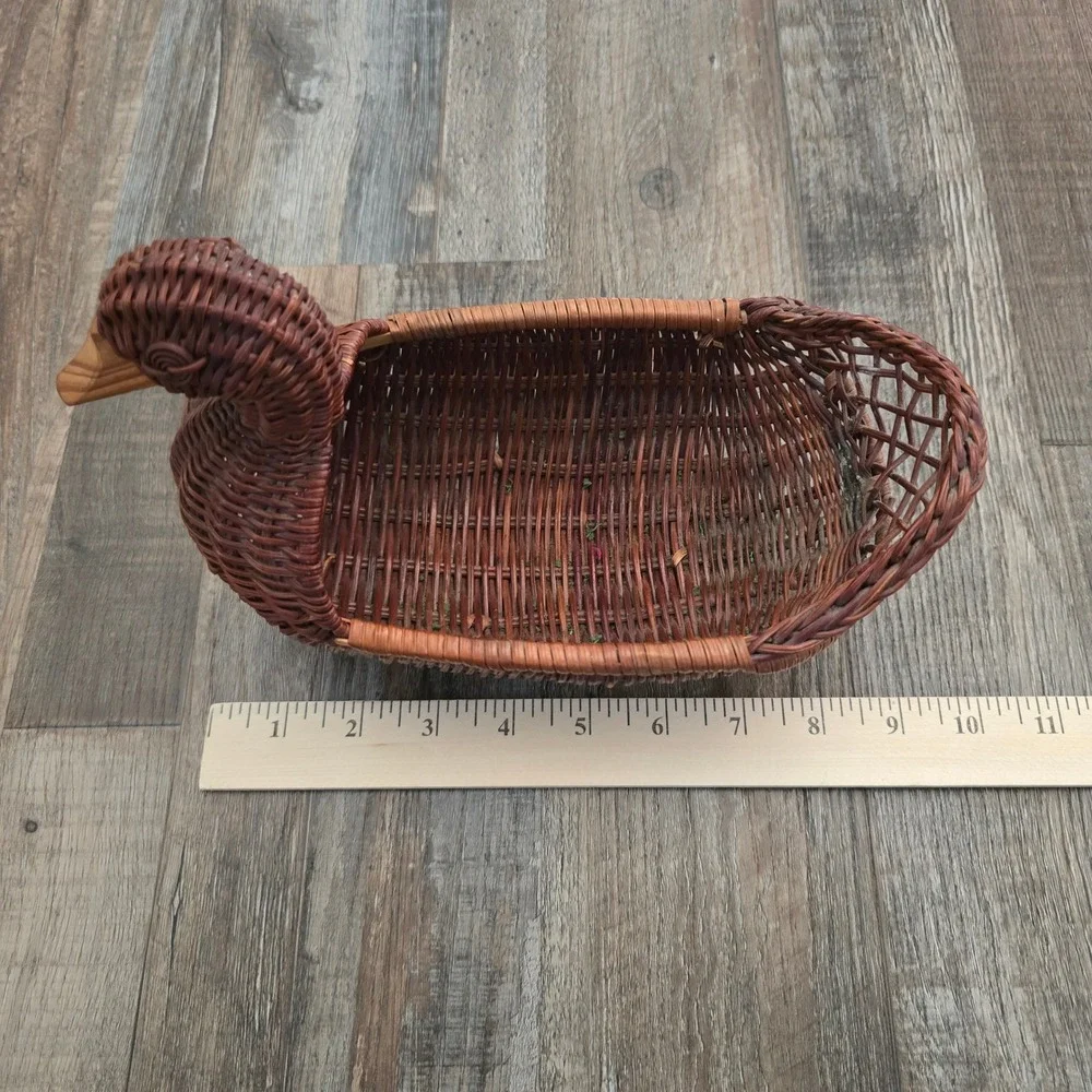 Wicker Duck Basket Wooden Beak Brown Woven Farmhouse Rustic Boho Primitive